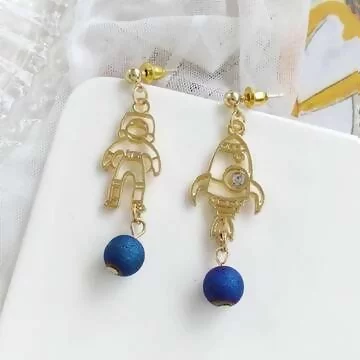 太空領航員與晶鑽火箭×不對稱吊墜耳環