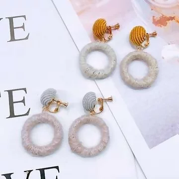 絨布毛線圓環&times;螺旋耳夾&times;共二色