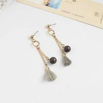 圓環珠深灰流蘇×吊墜耳環