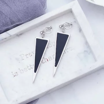 暗黑倒三角×三角耳夾