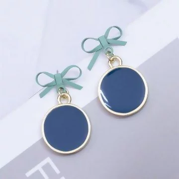 小巧蝴蝶結圓圈&times;吊墜耳環