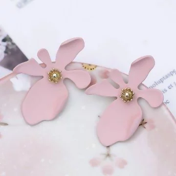 不規則粉紅五瓣花朵&times;吊墜耳環