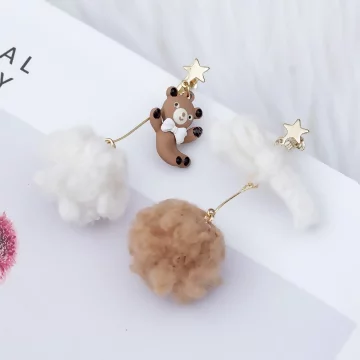 快樂小熊毛毛球×螺旋耳夾
