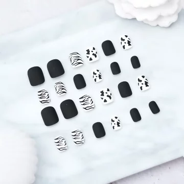 經典動物皮紋霧面&times;穿戴式手指甲片&times;二十四入 