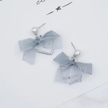 鏤空愛心淡藍絲帶蝴蝶結&times;吊墜耳環