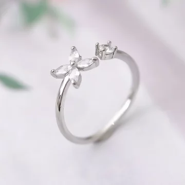 925銀飾&times;十字花瓣閃鑽&times;開口戒指