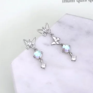 925銀針&times;月光石小蝴蝶&times;耳針