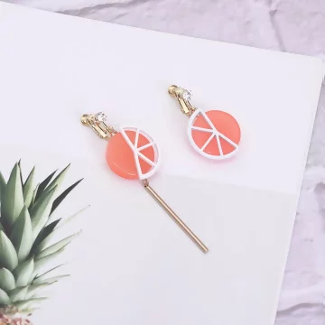 鏤空橘子水果糖果&times;不對稱螺旋耳夾