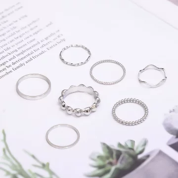 極簡金屬波堤&times;七套件戒指組&times;銀色