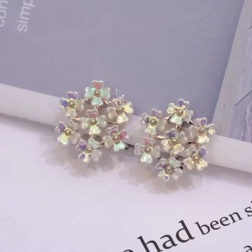 貝殼花開&times;三角耳夾