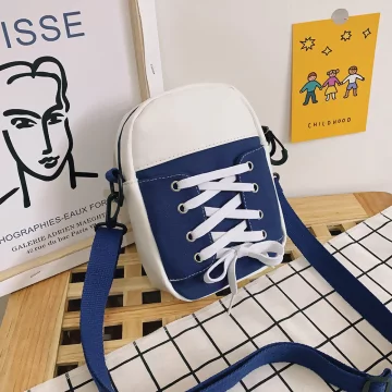 經典帆布鞋&times;斜背包&times;藍色