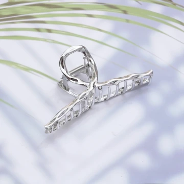 鏡面水光波&times;鯊魚夾&times;銀色