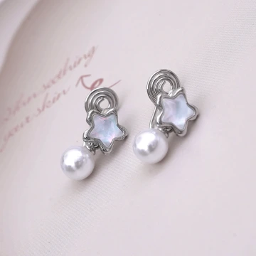 溫柔小星星珍珠&times;蚊香盤U型耳夾