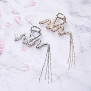 閃鑽蛇形流蘇×鯊魚夾×共二色