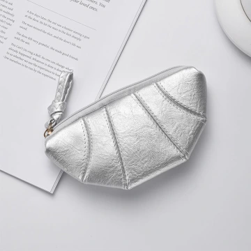 牛角可頌&times;可掛脖&times;拉鍊零錢包&times;銀色