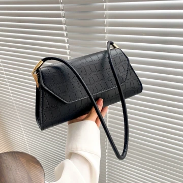 法式梯型鱷魚紋素色×肩背包×黑色