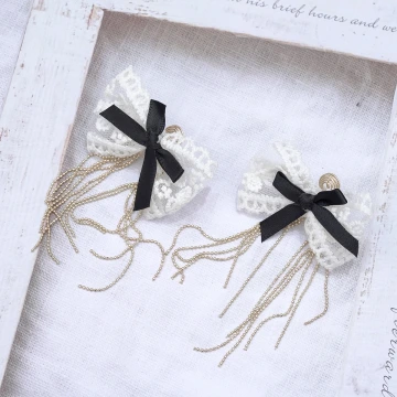 法式蕾絲蝴蝶結×蚊香盤U型耳夾