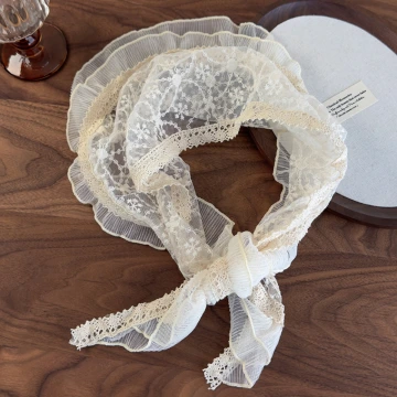 蕾絲花朵裙擺花邊&times;三角頭巾