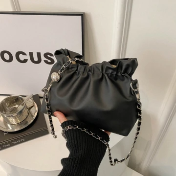 抓皺小水桶包&times;小香風鍊條斜背包&times;黑色