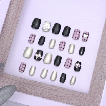 黑色甜心亮面&times;穿戴式手指甲片&times;二十四入