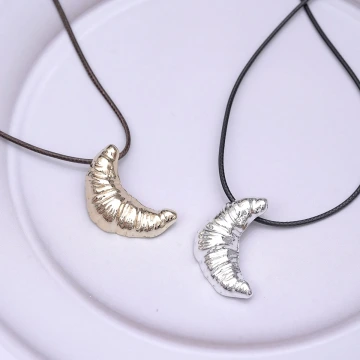 可頌牛角麵包×蠟繩×可調節長項鍊×共二色