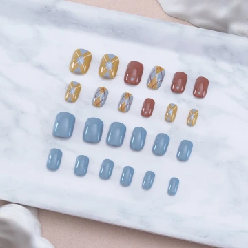 奶黃藍格撞色亮面&times;穿戴式手指甲片&times;二十四入