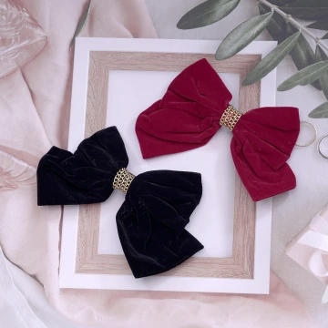 赫本風高級絨質&times;蝴蝶髮夾&times;共二色