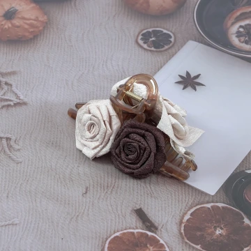 棕咖玫瑰與薔薇&times;鯊魚夾