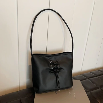 結繩甜美皮革包×肩背包×黑色