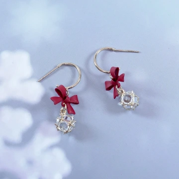 紅領結C字輕奢晶鑽球&times;吊墜耳環&times;紅色