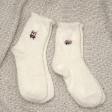 小熊白色毛襪&times;中筒襪&times;二雙套件襪子組