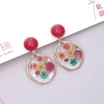 紅點壓花&times;三角耳夾