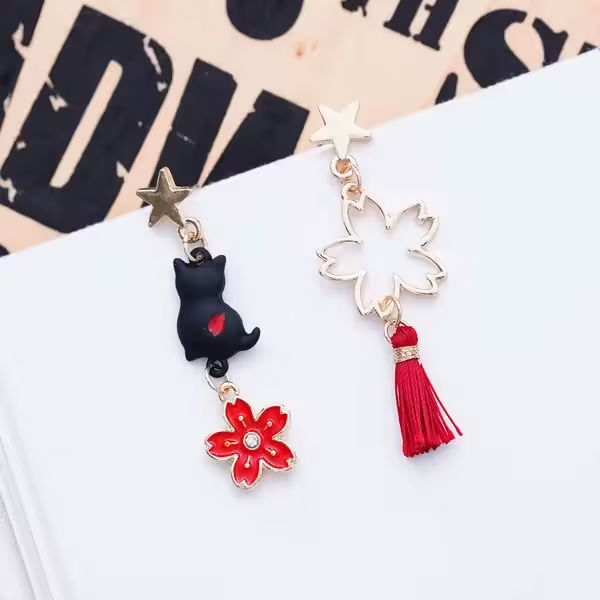 黑貓紅櫻流蘇×不對稱吊墜耳環