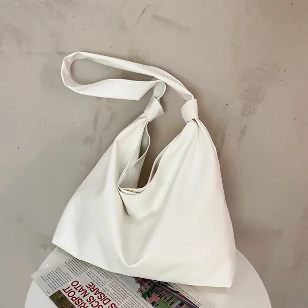 皮革素面扭結提帶×肩背包×白色