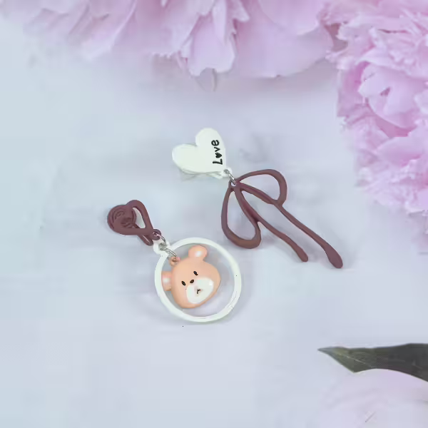 LOVE小熊蝴蝶結×不對稱蚊香盤U型耳夾