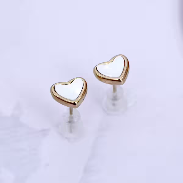 鋼飾×白色愛心×耳釘×金色