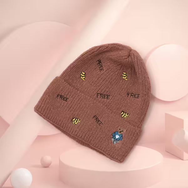 韓風刺鏽塗鴉&times;毛帽&times;棕咖