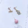 灰兔領結粉紅珠 ×不對稱吊墜耳環-第2張