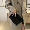 毛絨絨條紋×化妝包×黑色-第5張