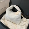 皺折提把毛絨小包方×斜背包×白色-第1張