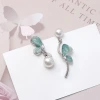 是花似蝶&times;不對稱吊墜耳環-第1張