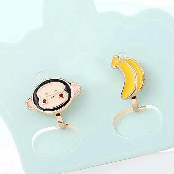 小猴子吃香蕉×軟墊三角耳夾 -第1張