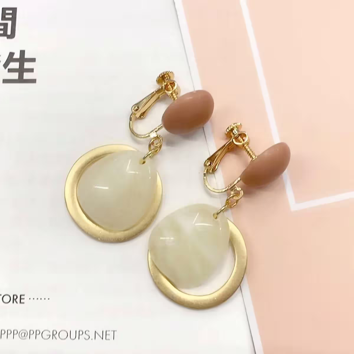 乳白石紋水滴圓環×螺旋耳夾-第1張