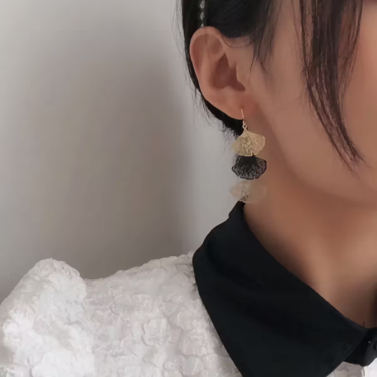 黑金鏤空杏葉×吊墜耳勾-第2張