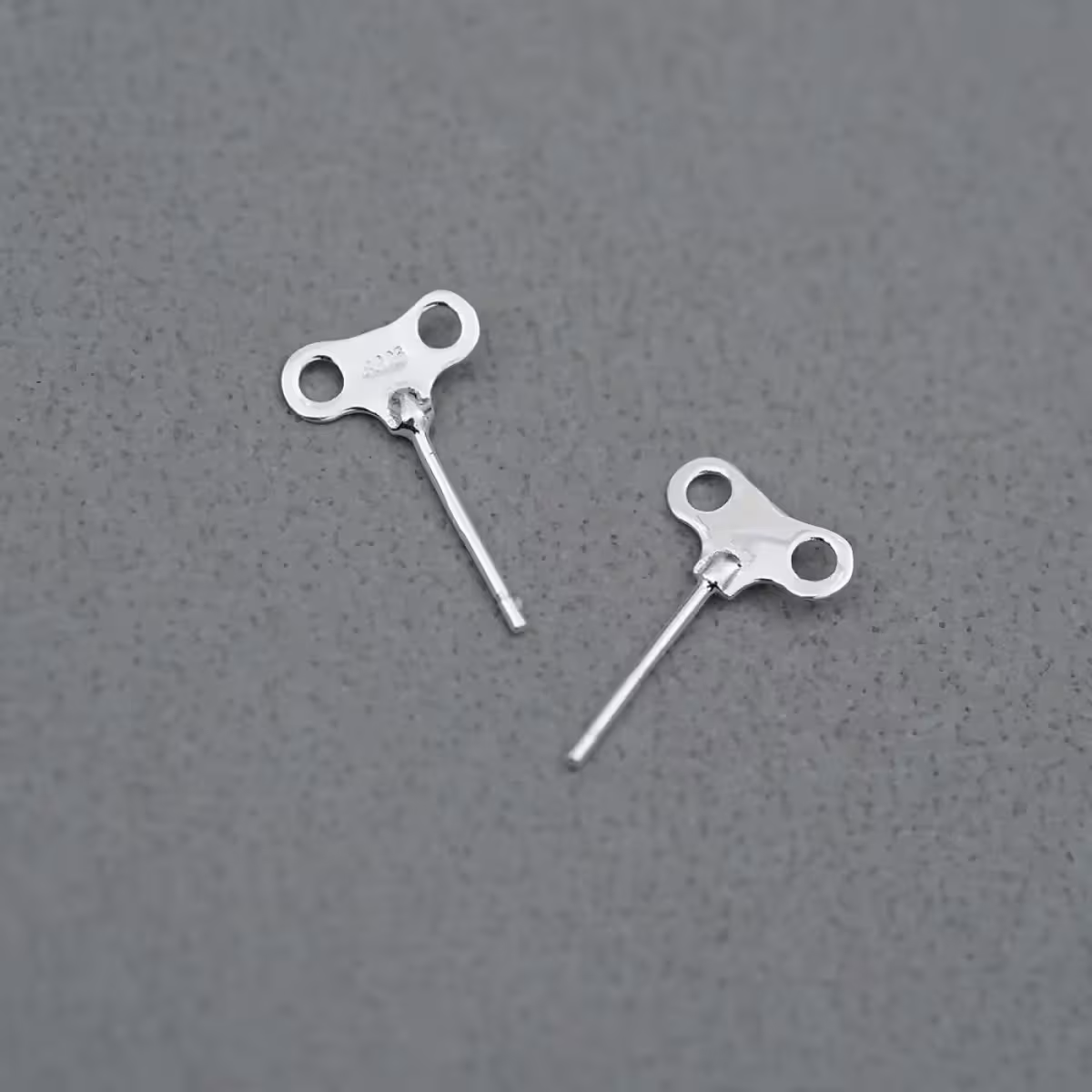 【精品館】上緊發條 耳環 銀色-第1張