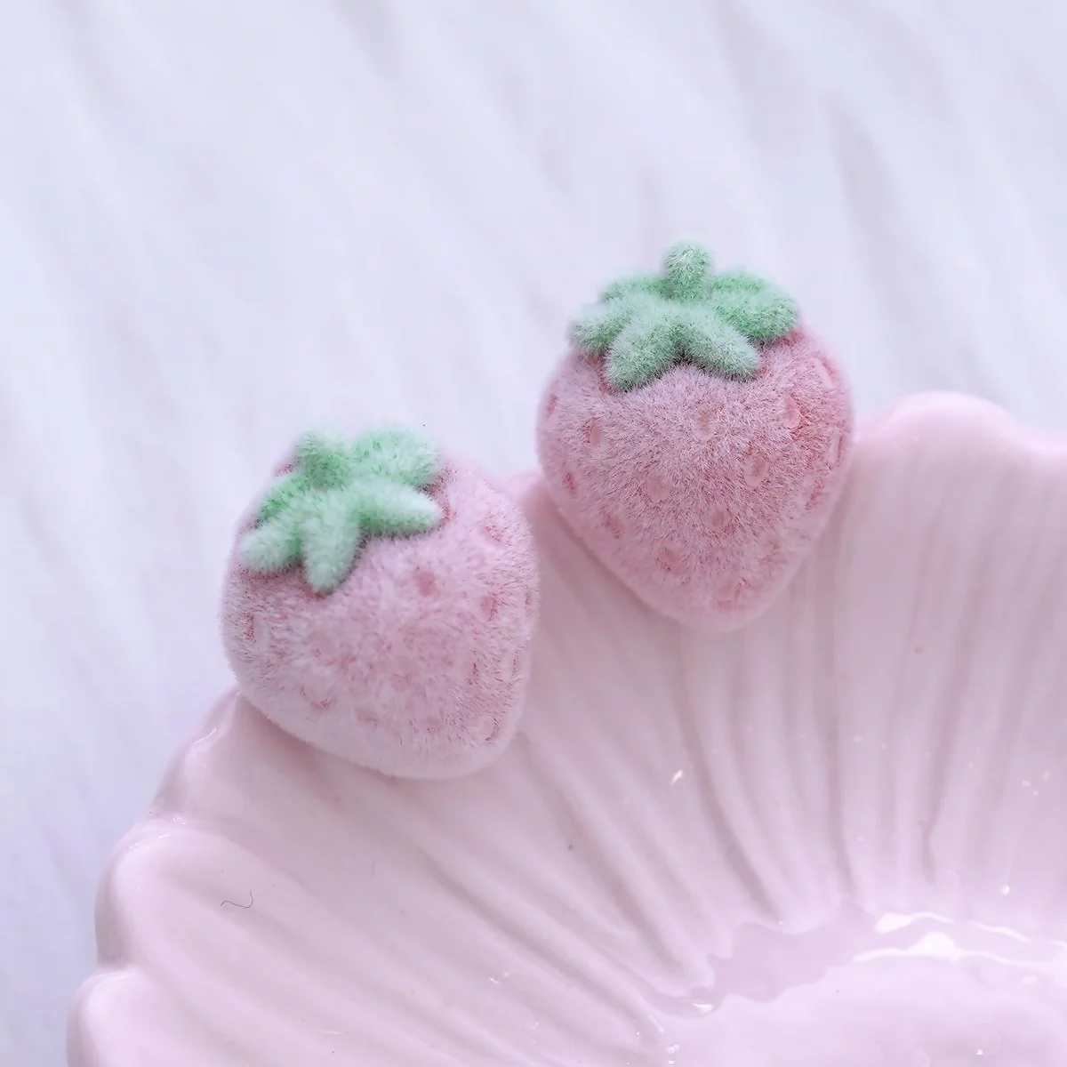 植絨香甜小草莓×耳環-第1張