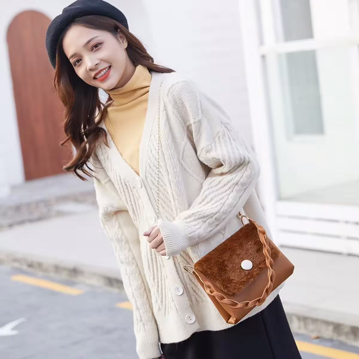 絨毛翻蓋皮革×金屬鍊條麻花紐結背帶×斜背包×粉紅-第6張