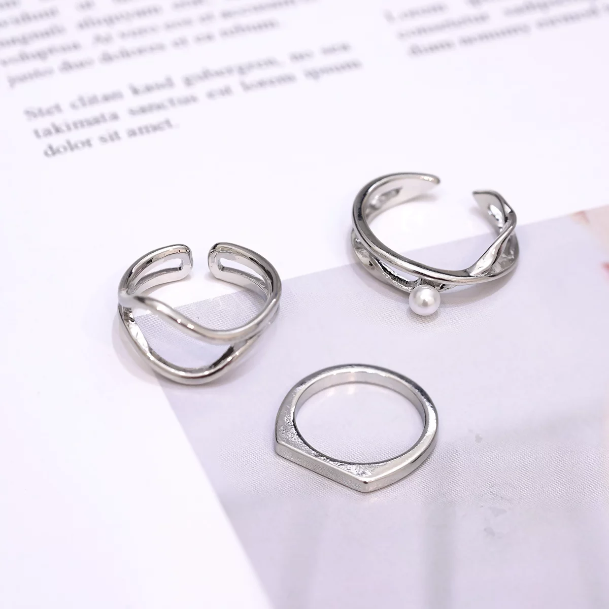 銀色線條不規則珍珠×三套件戒指組-第3張