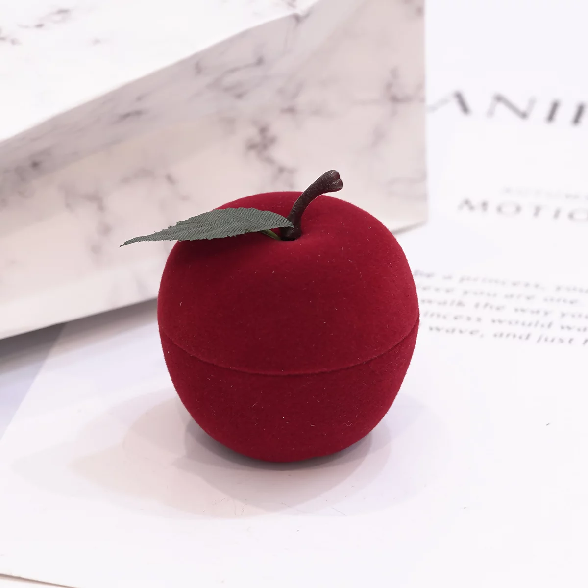 紅蘋果×適用戒指/耳釘/項鍊/手鍊×絨布盒-第1張