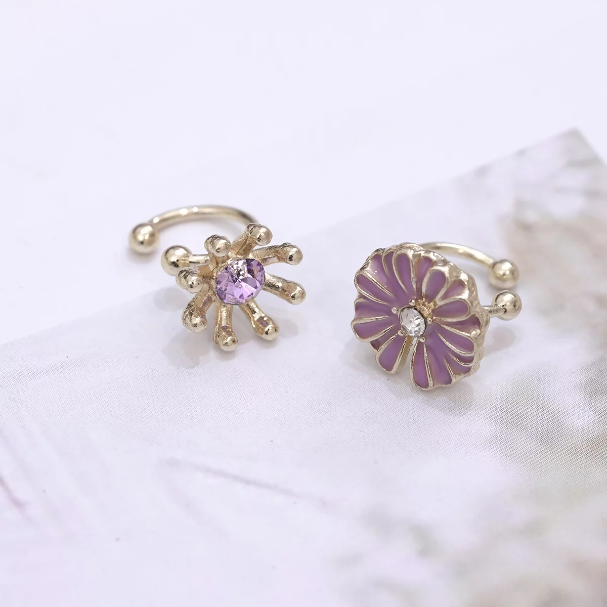 紫雛菊×不對稱U型耳骨夾-第2張